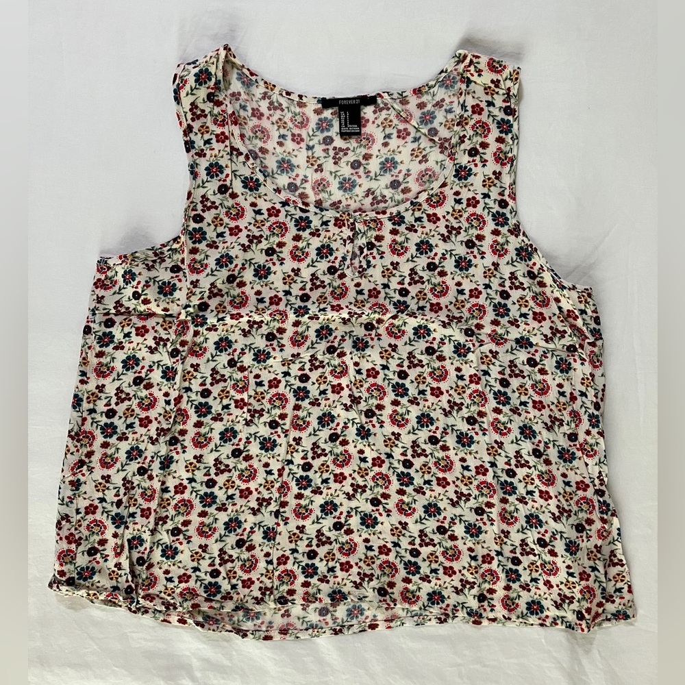 Forever 21 Floral Keyhole Tank Top Size Large
